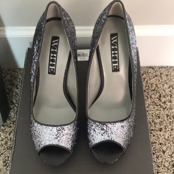 Shoes - Picture 5 of 8